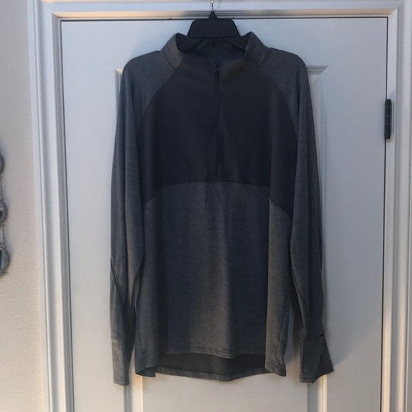 UA Run Fitted Pullover with 1/2 Zip Sz XL (Sku 61) - Picture 2 of 9
